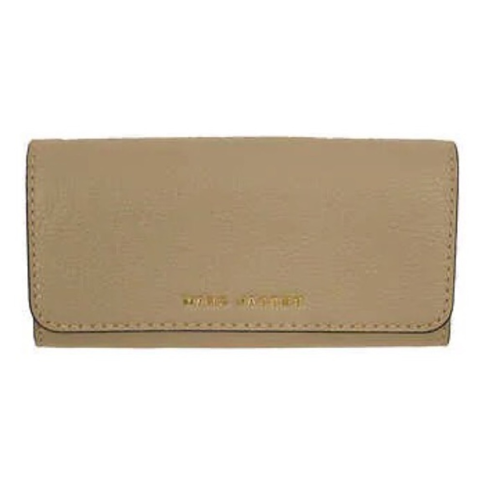 SOLD Marc Jacobs Grind Envelope wallet